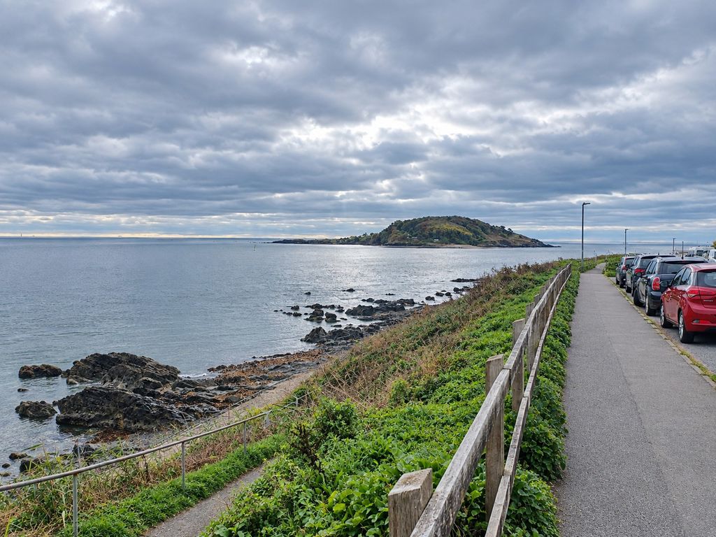 Island Court Marine Drive
